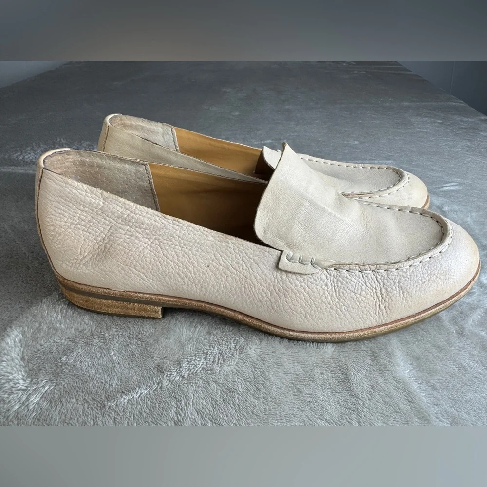 Kork-Ease Women's‎ Leather Loafers 7.5 Meg Nude Tan Neutral Preppy Classic
